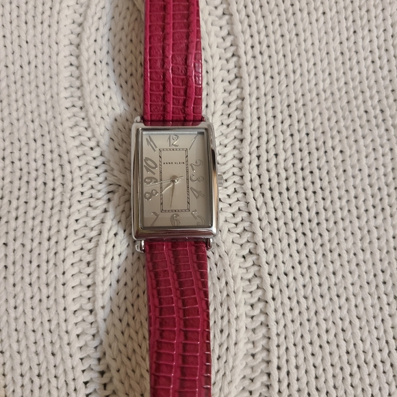 💖  Anne Klein watch - Picture 2 of 9